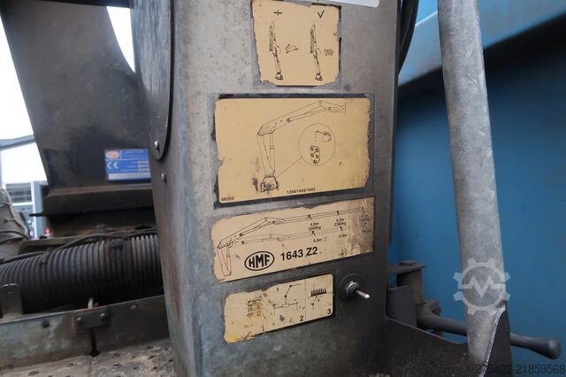 טיפר עם מנוף MAN TGS 26.320 6X2-4/ HMF 1643 Z CRANE/