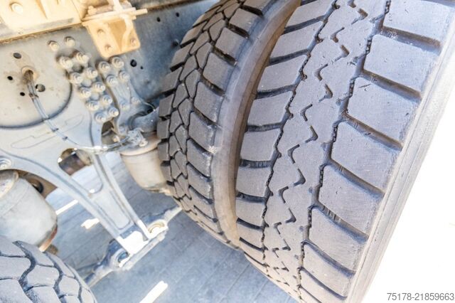 Sistem lengan pengait IVECO X-WAY 460
