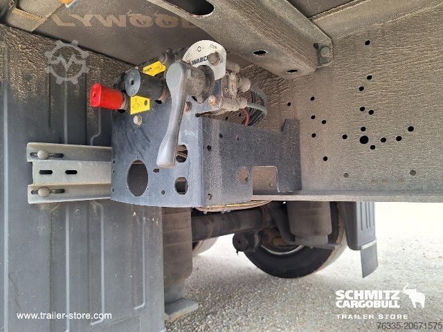 Öppen semitrailer med kapell Schmitz Cargobull Curtainsider Mega