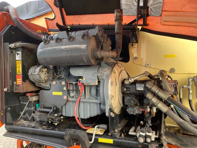 Teleskopická pracovná plošina JLG 660SJ