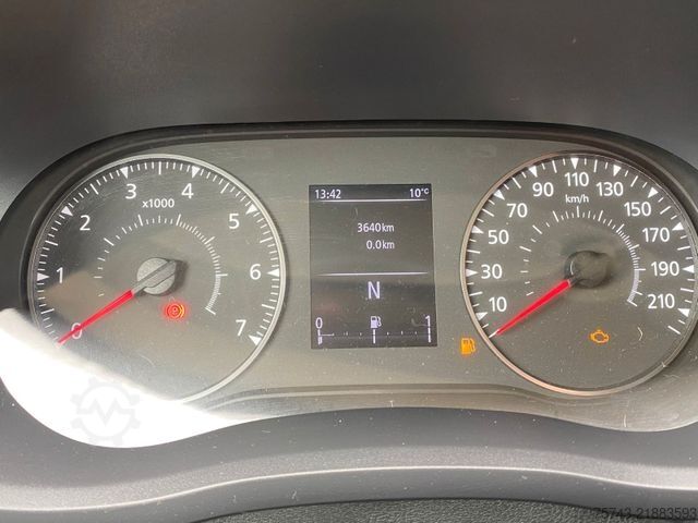 Phương tiện chở gia súc RENAULT Master STX 5 Sitzer Haras ex. Lang Automatik