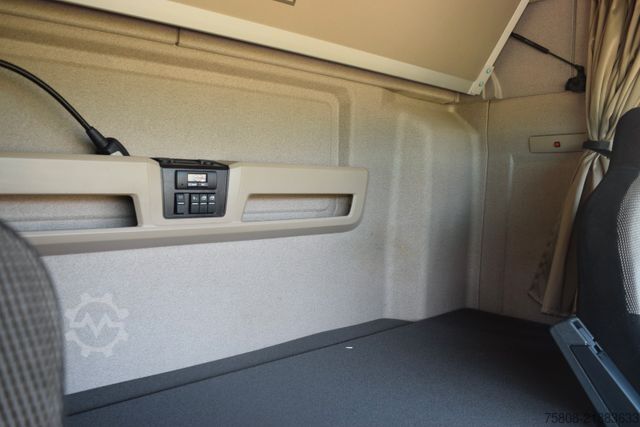 Standartinis vilkikas MAN TGX 18.500 2 Tanks 1160L Retarder ACC Standklima