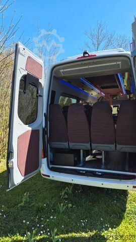Minibuss MERCEDES-BENZ 517 / 515 Frontniederflur mit  GSR 3 Systeme