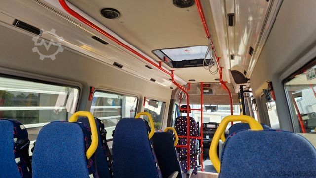 Minibuss MERCEDES-BENZ 517 / 515 Frontniederflur mit  GSR 3 Systeme
