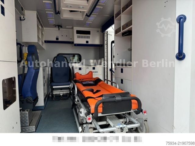 Camión de bomberos MERCEDES-BENZ Sprinter 516 CDI RTW Fahrtec Stryker Trage+Stuhl