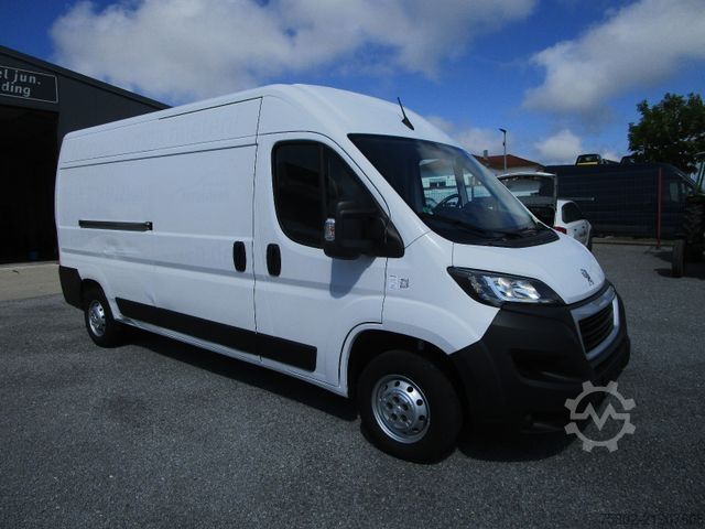 Furgoneta de caja alta PEUGEOT Boxer 2.2L *165PS+L3 H2+Maxi+KLIMA+Mod.2022*