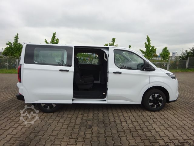 Κλειστό βαν FORD e-Transit Custom L1 Kombi 9Sitz LED 2xKlima GRA