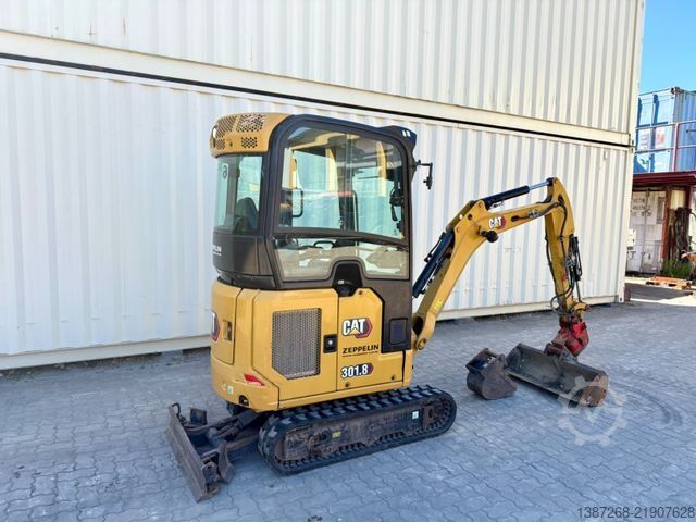 Minibagger CATERPILLAR 301.8 / 2021 BJ / 1.870 H/ 2 x Löffel/Powertilt