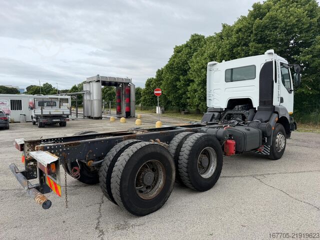 șasiu de camion Renault 33DVC2 420