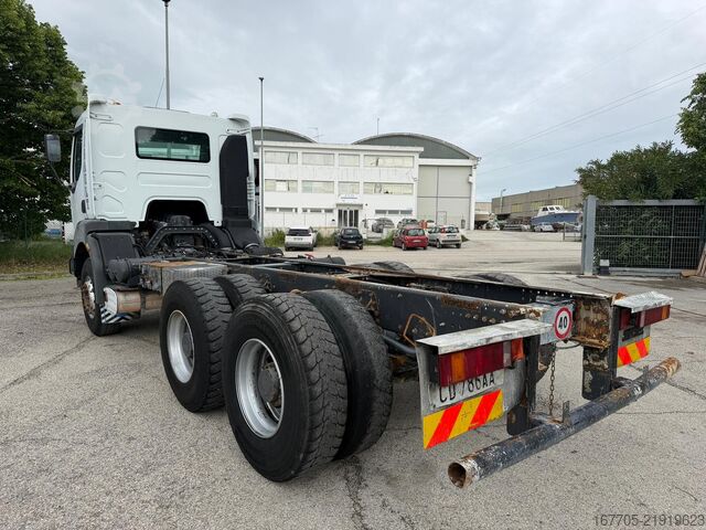 șasiu de camion Renault 33DVC2 420