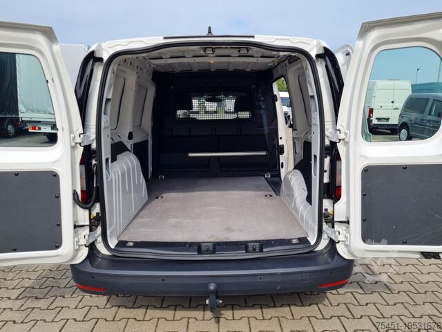 Furgoneta VW Caddy Cargo Kasten Maxi AHK KLIMA KAMERA PDC FLÜGEL