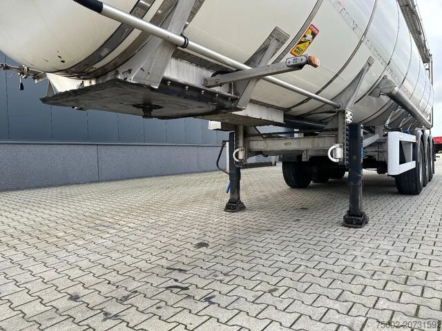 Tankbil för livsmedel Van Hool LEBENSMITTEL / 39.000L / 3-KAMMER / INOX / NL-A...