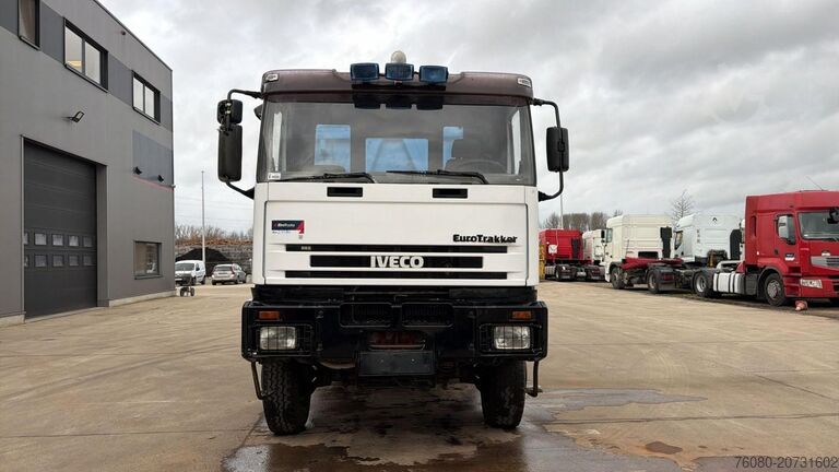 3-sidig tipp Iveco Eurotrakker 260 E 37 (6X6 / POMPE MANUELLE / MA...