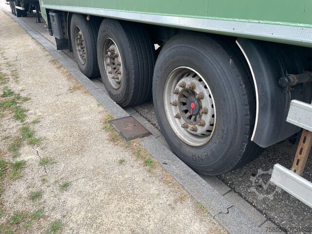 Rörligt golv H&w Walking Floor 95m3 / Liftaxle / SAF Axles / Dis...