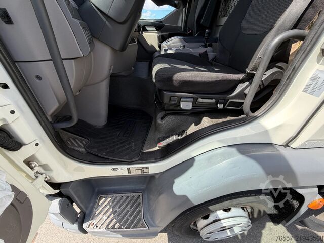Valigia DAF LF 210 LF 210.12  EURO6. 2017