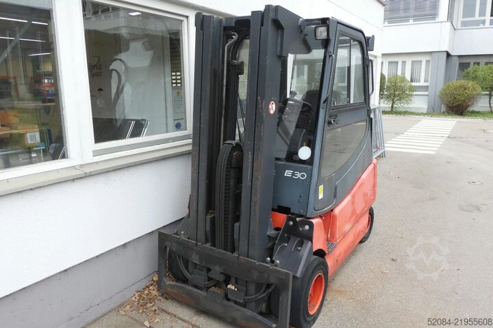 LINDE forklift depan E30/600-02 Linde E30/600