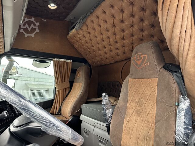 стандартен влекач SCANIA 770 S