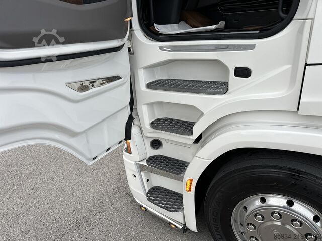 стандартен влекач SCANIA 770 S