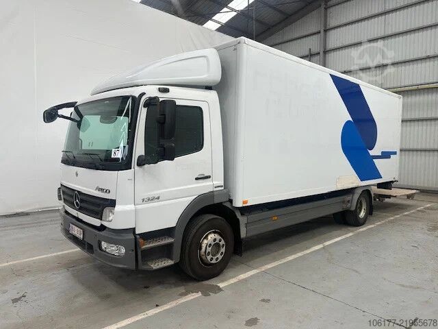 Maleta Mercedes-Benz Atego 1324 158481 km
