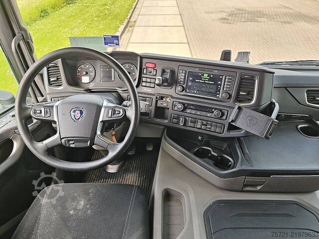 Pëlhurë gomuar rrëshqitëse SCANIA P250 19.5T AIRCO LIFT