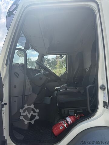 משאית שטוחה עם ברזנט DAF LF 290 19T EURO 6 CAJA TAULINER