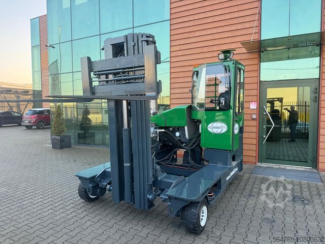 चार-तरफ़ा फोर्कलिफ्ट Combilift C4800 /Diesel/Low Triplex