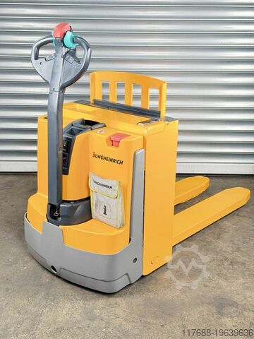 Carretilla elevadora baja peatonal Jungheinrich EJE C20 - Service Neu + Garantie - Batterie 80% -