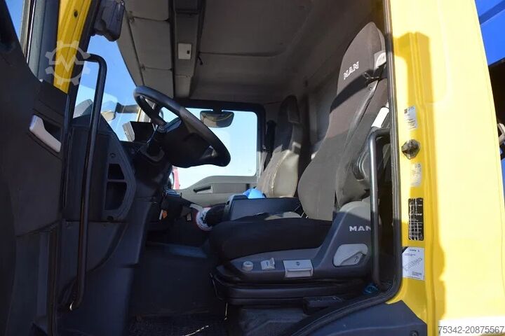 Camion-citerne MAN TGM 26.340