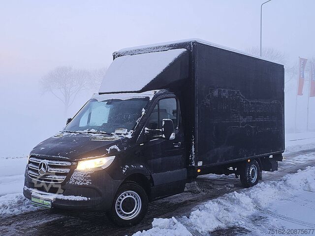 Koffer MERCEDES-BENZ SPRINTER 316 Bakwagen Laadklep!