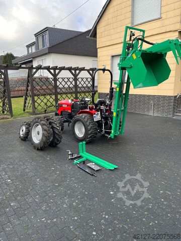 Traktor mit Heckstapler + Bodenfräse Fieldtrac 918 D