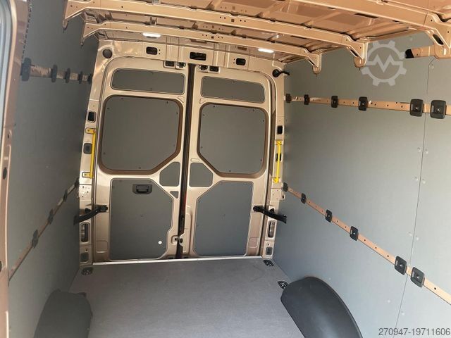 Комбе со висок кров MAN TGE 3.200 L3H3 Kasten 4x4 ACC LED SITZHZ KAMERA