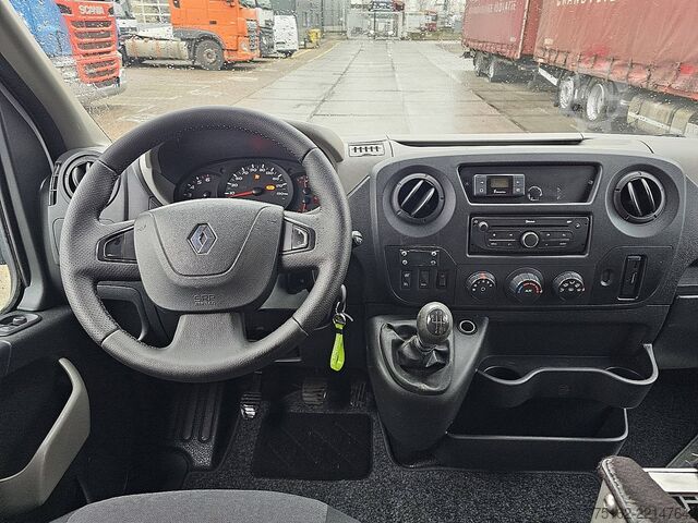 Karavan z visoko streho RENAULT MASTER 2.3 L2H2 Navi Trekhaak!