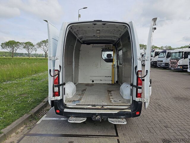 Karavan z visoko streho RENAULT MASTER 2.3 L2H2 Navi Trekhaak!