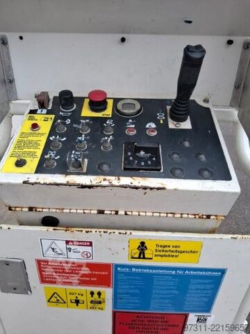व्यक्त दूरबीन कार्य मंच Genie Z-30/20N RJ