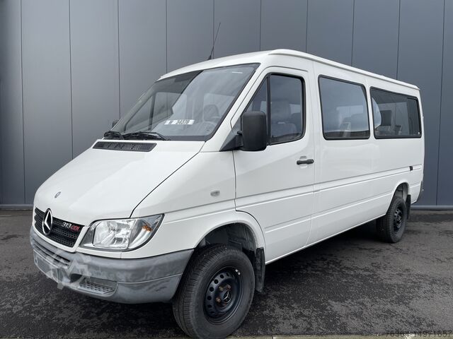 Minibus Mercedes-Benz Sprinter 313 CDI 4x4 KLEINBUS 11-Sitzer