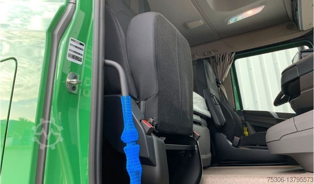 Самосвал DAF FAT XFC 530 SL Meiller TRIGENIUS D 316