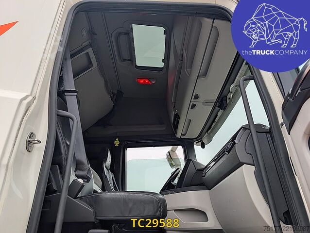मानक SZM Scania R 450