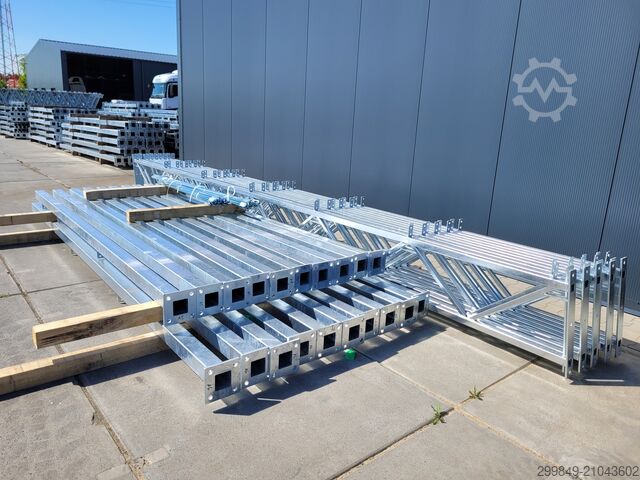 7x32 Verzinkte stalen halconstructie BATOR 7m Konstrukcja stalowa