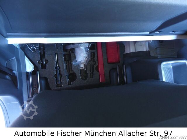 Furgão de painéis VOLKSWAGEN Caddy Cargo  4M*AHK*SHZ*Standheiz.*ALUCA*