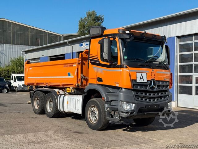 Ανατρεπόμενο φορτηγό MERCEDES-BENZ AROCS 2651 6x4 Kipper Meiller