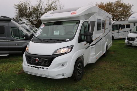 Daļēji integrēta kemperis Eura Mobil Profila T 720 EB