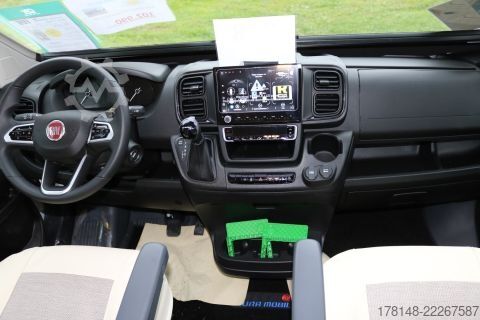 Daļēji integrēta kemperis Eura Mobil Profila T 720 EB