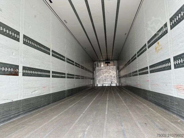 Pārvadājumi saldētavā/saldētavā Schmitz Cargobull Thermo King SLXe 300 D/E (only 8.817hrs) / Pall...