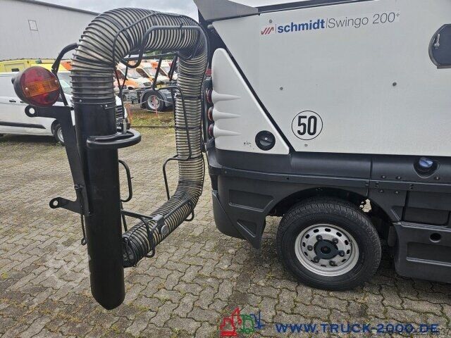Barredora de calzadas Schmidt Swingo 200+ 3Besensystem HDReiniger Laubschlauch