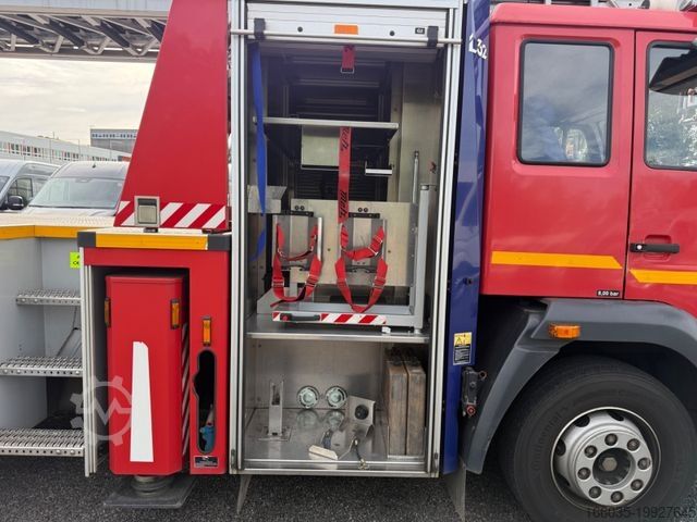 Spezial-LKW MAN MAN LE 15.280 METZ DLK 23-12 L32 CAN Drehleiter