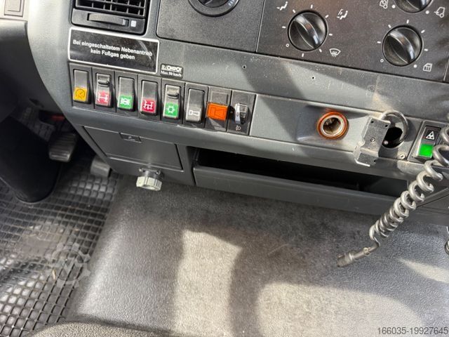 Spezial-LKW MAN MAN LE 15.280 METZ DLK 23-12 L32 CAN Drehleiter
