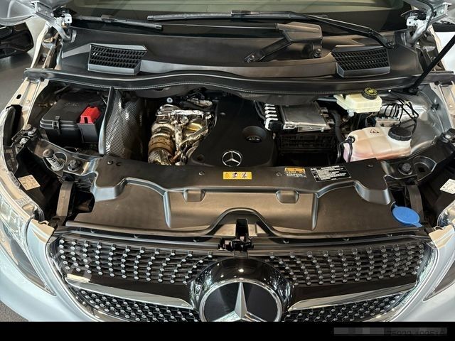 Kleinbus MERCEDES-BENZ V 300 d 4MATIC AMG+BURMESTER+STANDHZ+AHK+NAVI BC