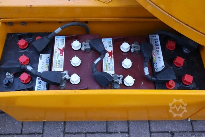 Teleskopiskā darba platforma Snorkel A38E Electric, 13.5m Working Height, 6.1m Reach, 2