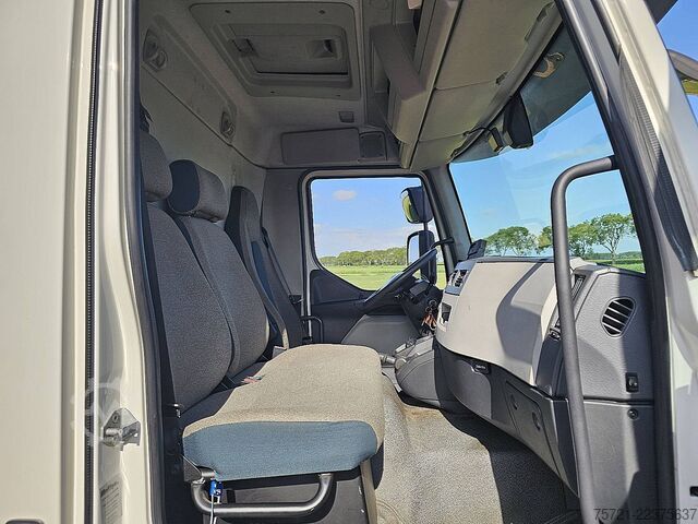 Transporte refrigerado/congelado VOLVO FL 210.14 CARRIER TAILLIFT