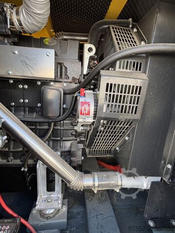 Gerador de energia de emergência Ashita Power S/N 2401050